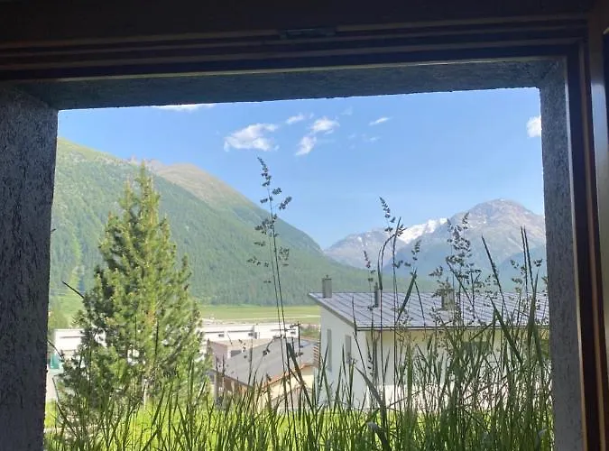 Relaxing Confortable Studio, Heated Garage, Skiroom Apartamento Samedan